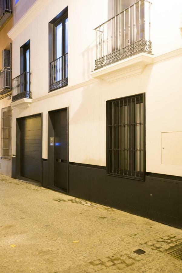 Hommyhome Arenal Luxury Seville Exterior photo